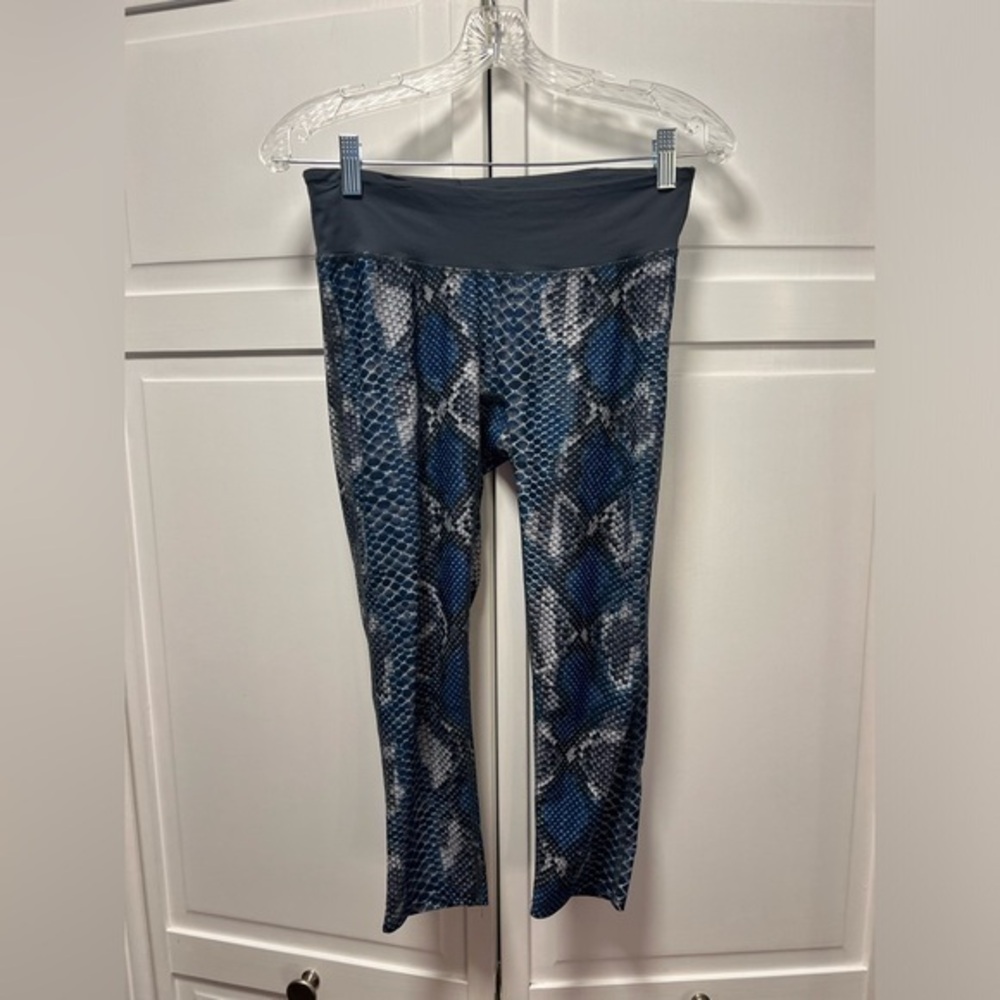 Prismsport Capri Snakeskin Print Leggings Size Women’s Medium